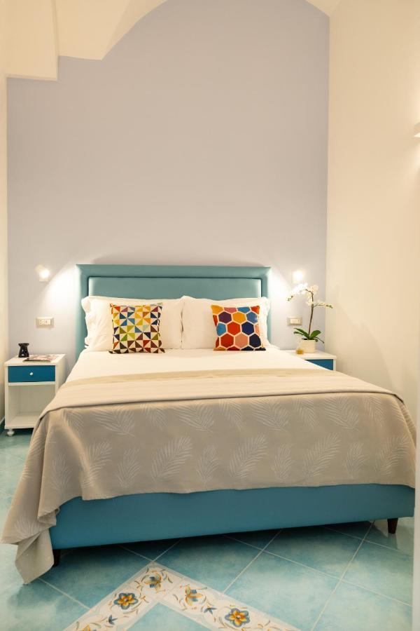 Grecale - Amazing Apartment With Patio And Sea View Maiori Exterior foto